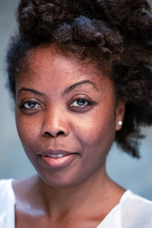 Luiana Bonfim as Psychiatrist