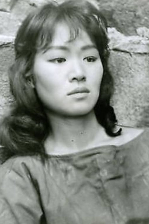 Judy Dan as Loi Yan Wu