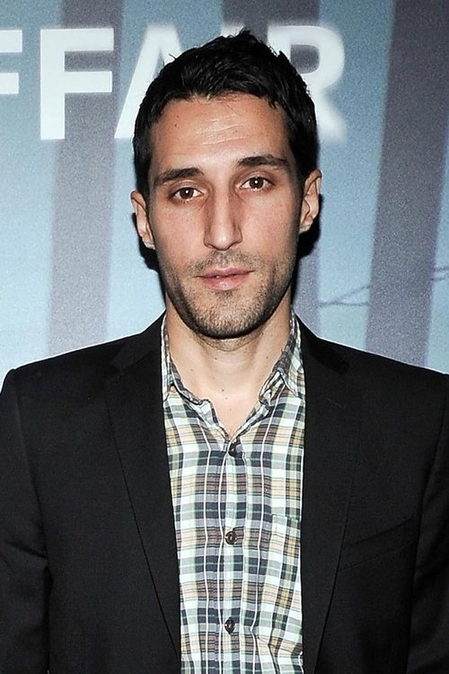 Michael Godere as Kyle