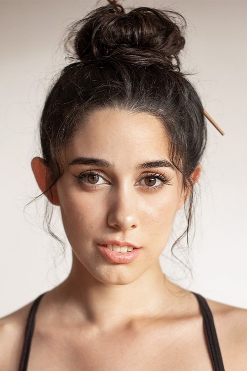 Daniela Flombaum as Maureen