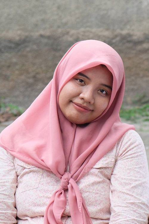 Habbatus Sholichah as Ibu
