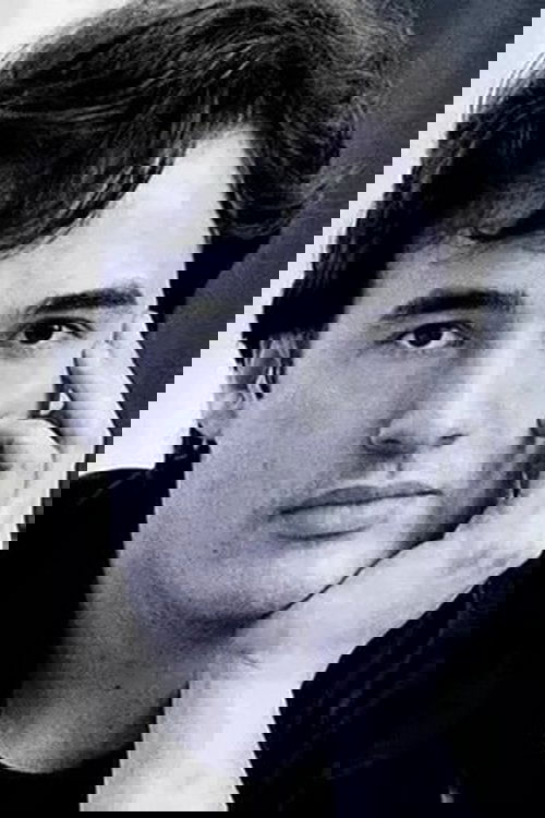 Liberto Rabal as Martin / Raimundo