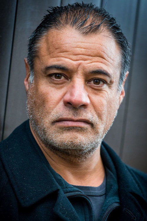 Iván Gallardo as Juan