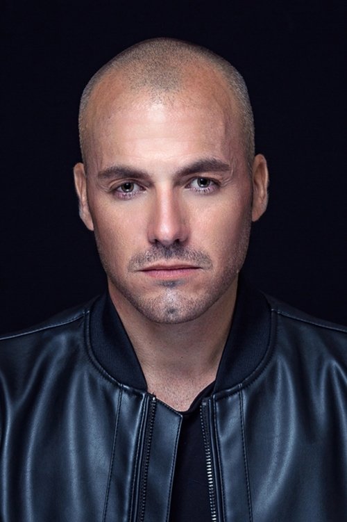 Romualdo Castillo as Henry