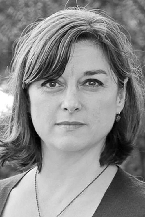 Delphine Crubezy as Julie, Sister Vincent