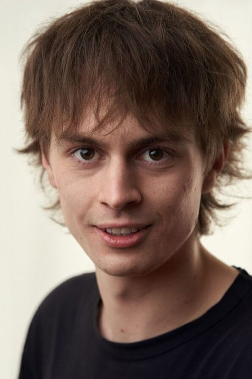 Cedric Eich as Headless Knight