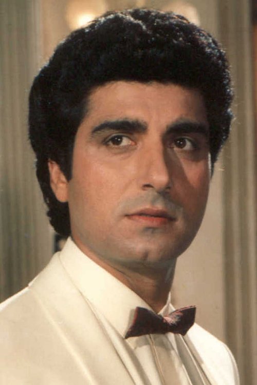 Raj Babbar as Shyam Saxena