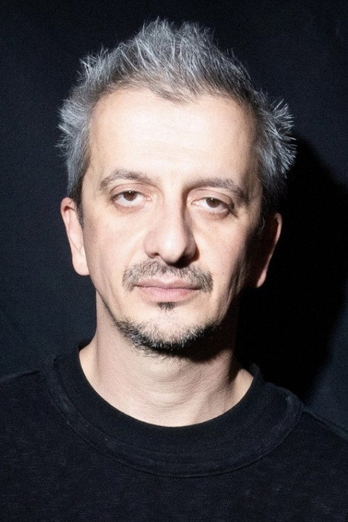 Konstantin Bogomolov as L'assistant du professeur