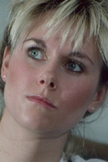 Debbi Stevens as Anna Bell