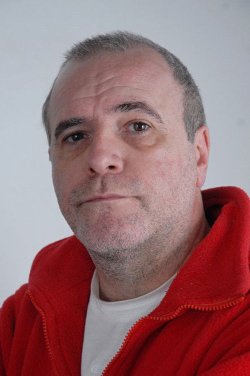 Mauro Bedendo as Jorge (voz)