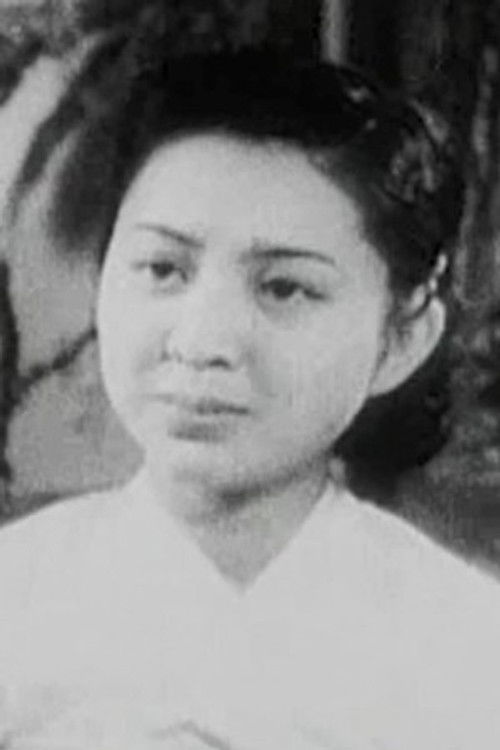Cheong-ja Hong as Yoshiki' sister