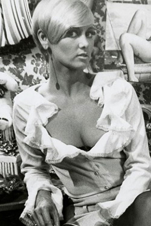 Jacqueline Mille as Mme de Lamoignon