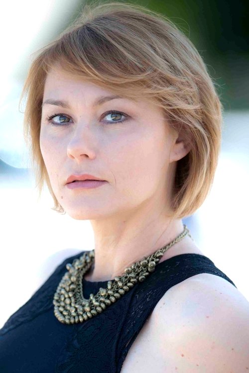 Monica Carpanese as Giovanna Dei (as Carol Farres)