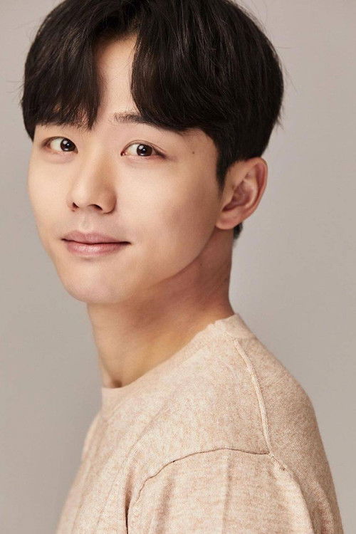 Ahn Jeong-gyun as Park Sang-cheol