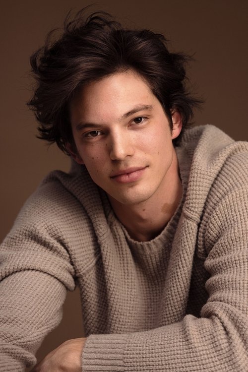 Brendan McRae as George Hammond