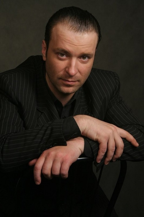 Aleksey Fedotov as Varlamov