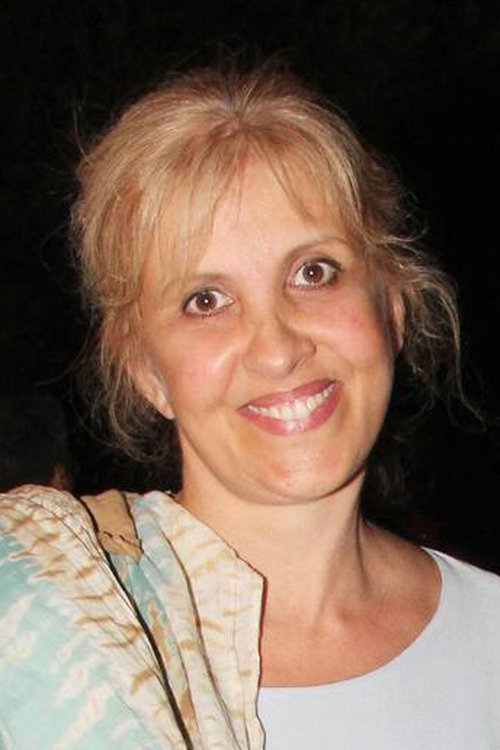 Eleni Zioga as Giota