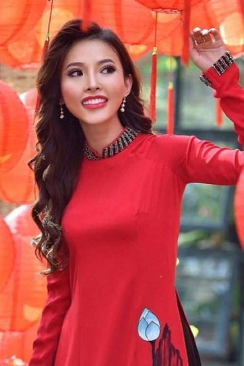 Tuyết Trinh as Hạnh