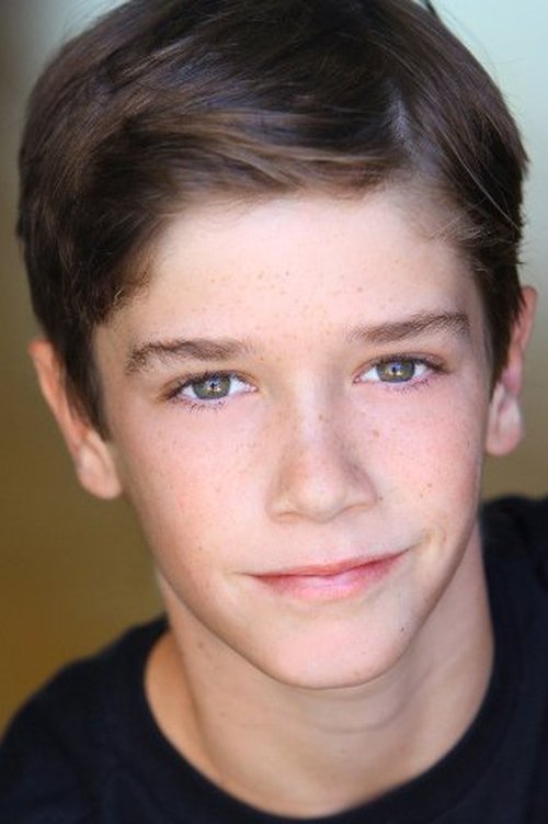 Daniel DiMaggio as Oliver Otto