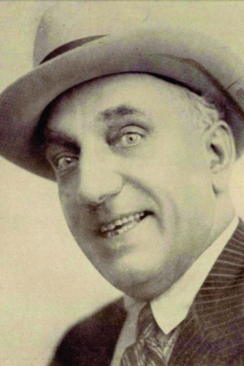 Constantin Tănase as he himself