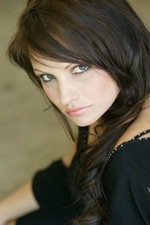 Julie Horner as Ronni