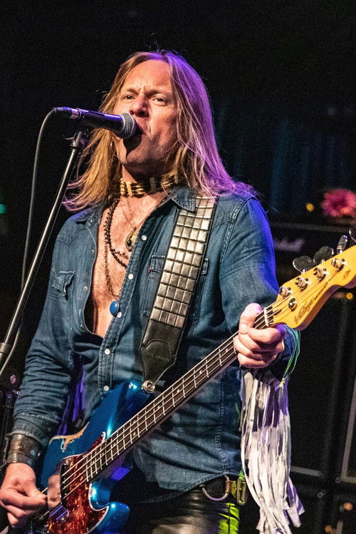 Philip Shouse as Self - Guitar