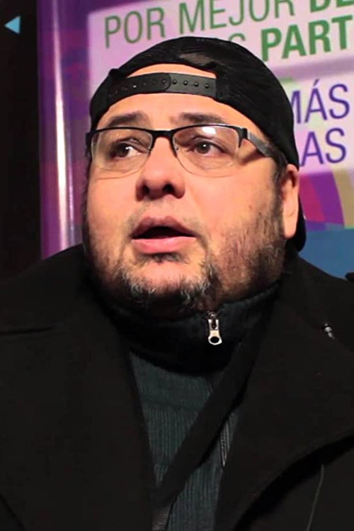 Ezio Massa as Comando Negociador