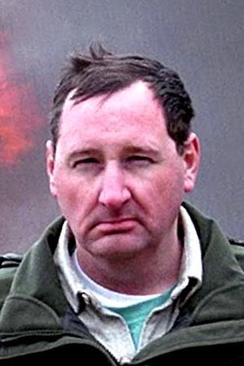 Jeff Burr as Hartley