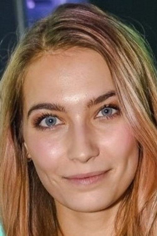 Lisa Calder as Tonya