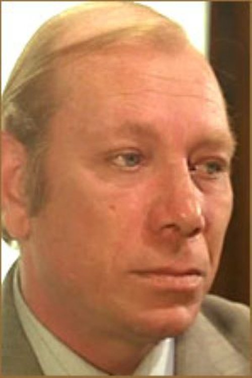 Guido Leontini as Dobermann