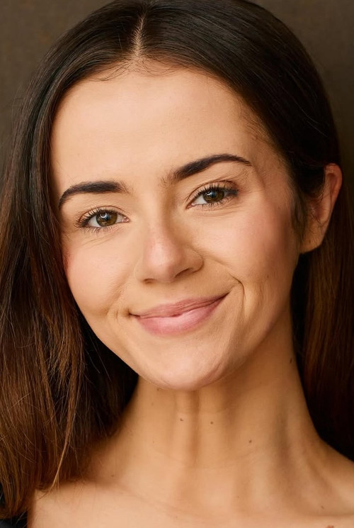 Reilly Burton as Molly