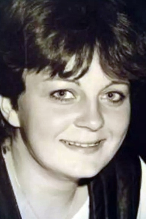 Bernadette Robert as Juliette