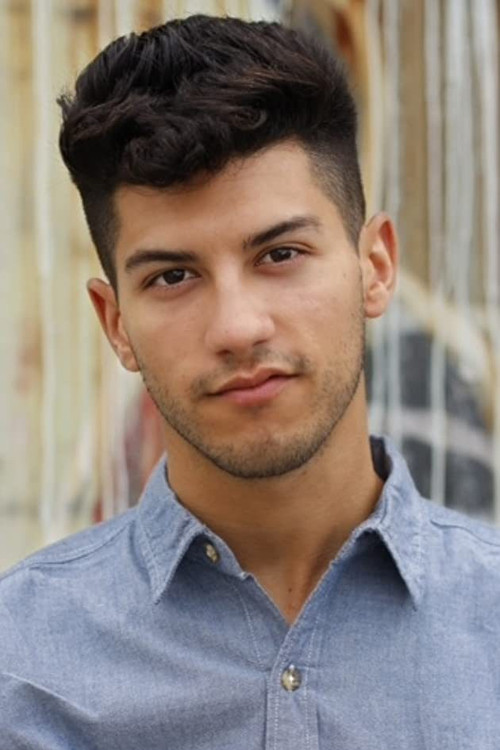 Frankie LaPace as Louis Santa