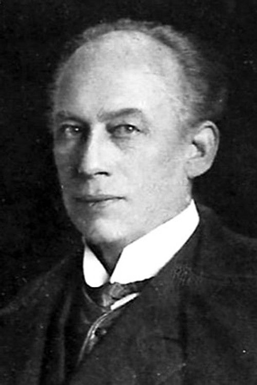 Ferdinand Bonn as Der Intendant