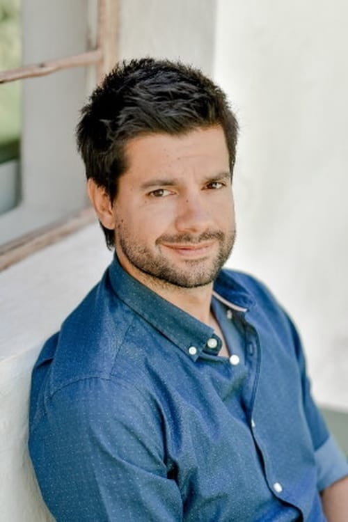 Tim Theron as Louis "Pine" Pienaar