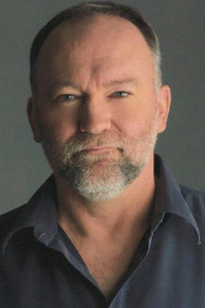 Verlyn Plowman as Ed Fainberg