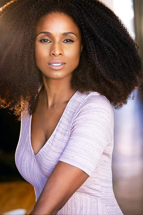 Tiffany Black as Elizabeth