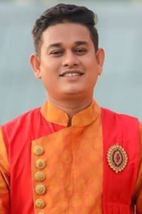 Debashish Borthakur as Moon Kakoti