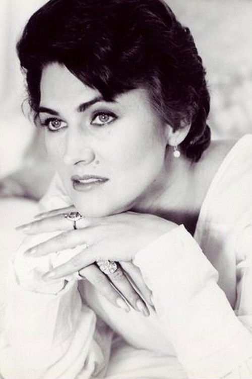 Galina Jovovich as Светлана