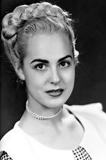 Anita Lhoest as Joan Martindale