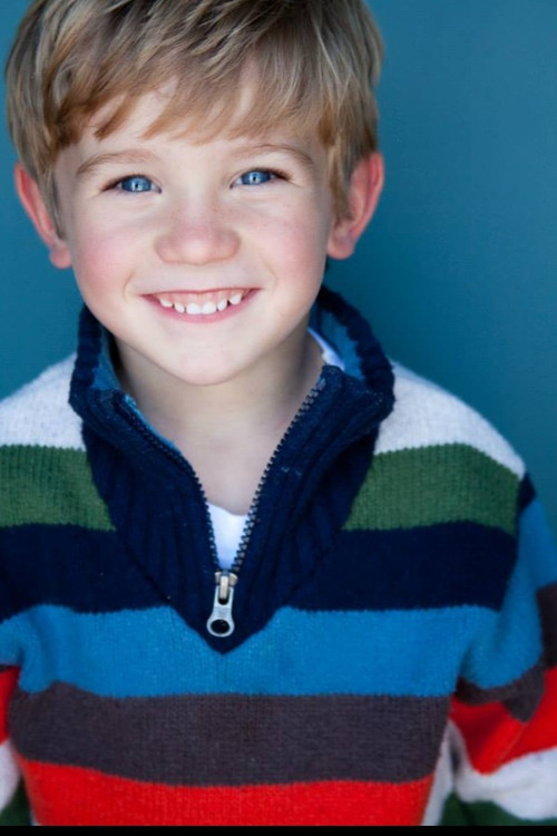 Thomas Kapanowski as Bobby Matthews / Bobby Matthias