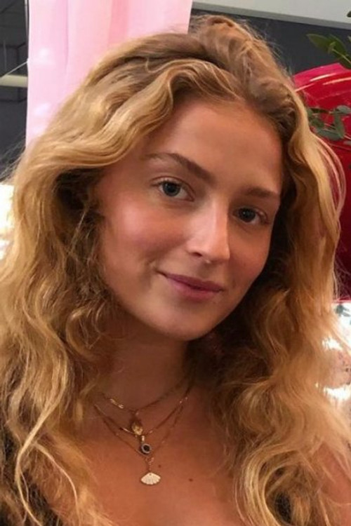 Josefine Sandby as Josefine