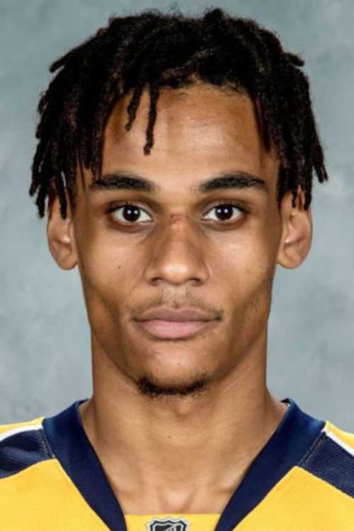 Jonathan-Ismaël Diaby as Dolo