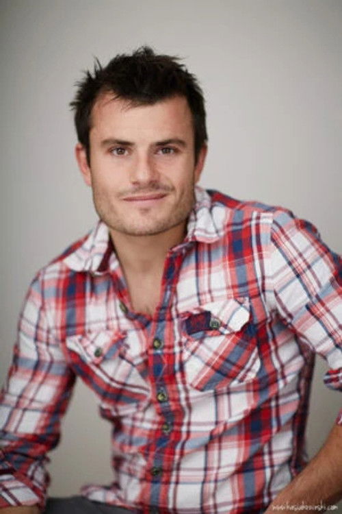 Adrien Bour as Fabien