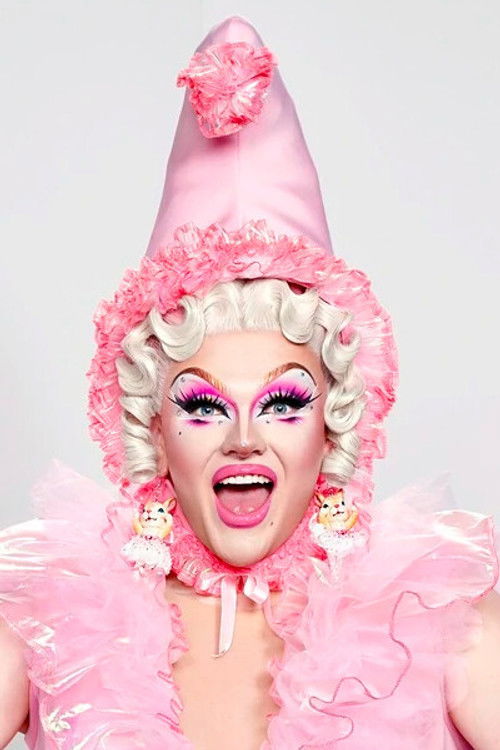 Ellie Diamond as Self