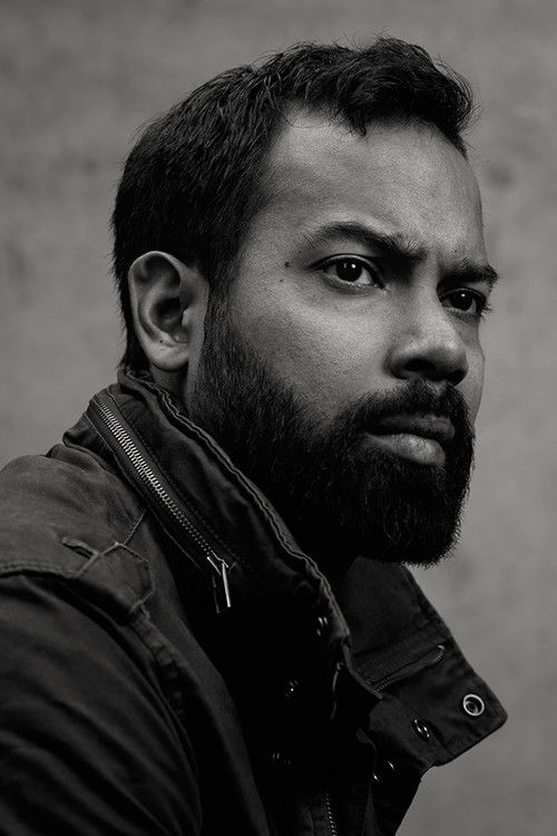 Peter van Rooijen as Anwar