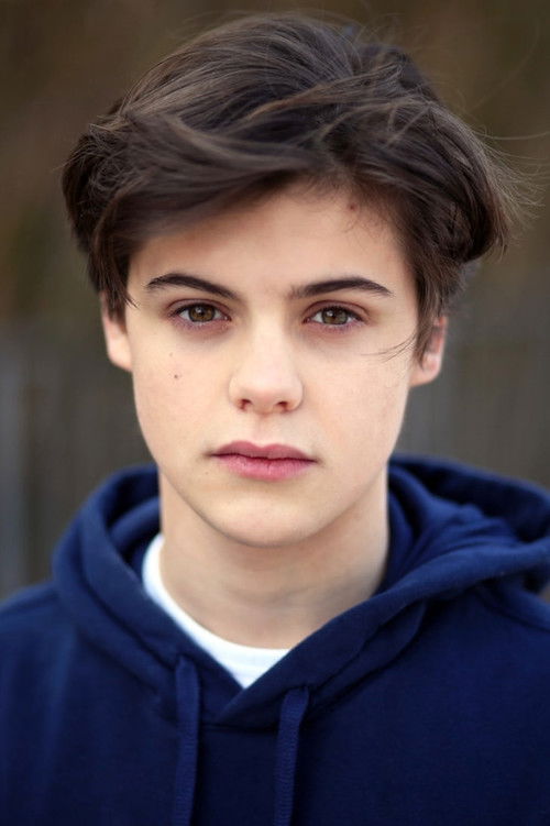 Riccardo Antonaci as 