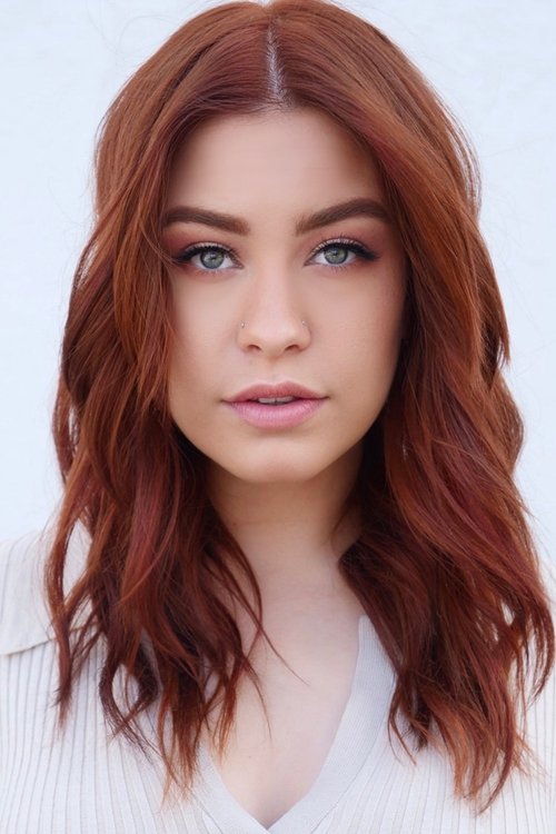 Dana Mackin as Sharon