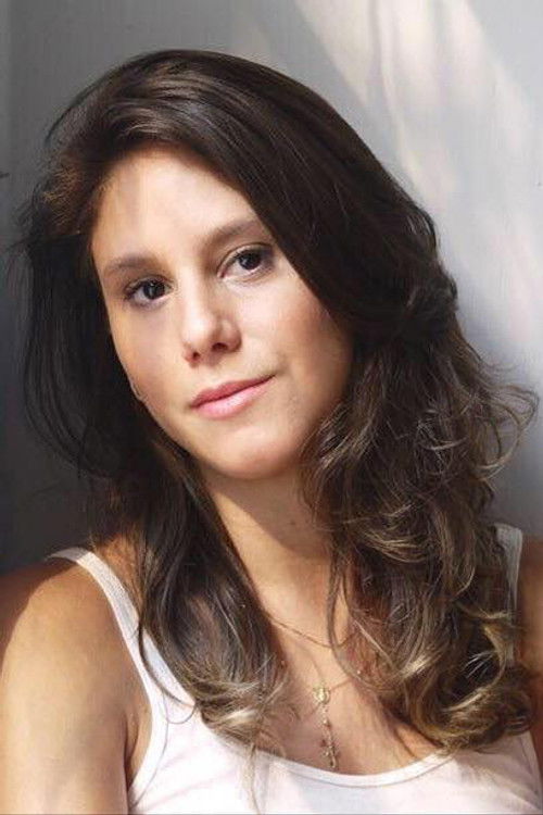 Mariana Cysne as Mulher