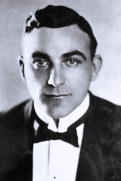 Elmo Lincoln as Racing Official